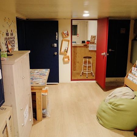 Bong Backpackers Hostel Сеул Екстериор снимка