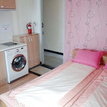 Bong Backpackers Hostel Сеул Екстериор снимка