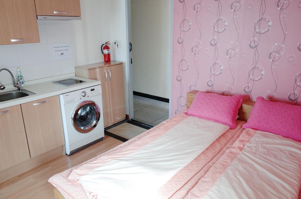 Bong Backpackers Hostel Сеул Екстериор снимка