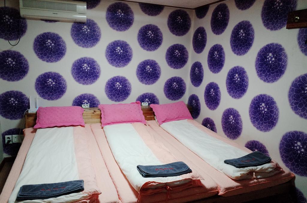 Bong Backpackers Hostel Сеул Стая снимка