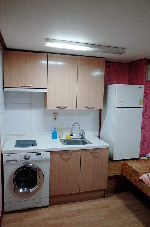 Bong Backpackers Hostel Сеул Екстериор снимка