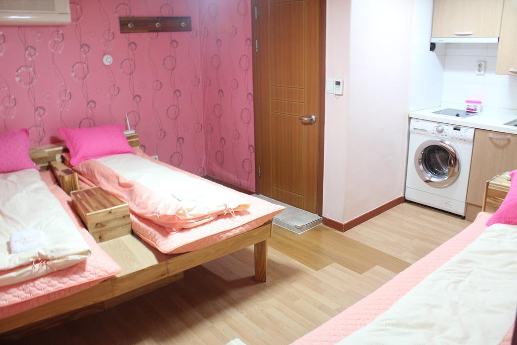 Bong Backpackers Hostel Сеул Стая снимка