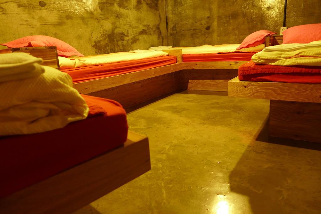 Bong Backpackers Hostel Сеул Стая снимка